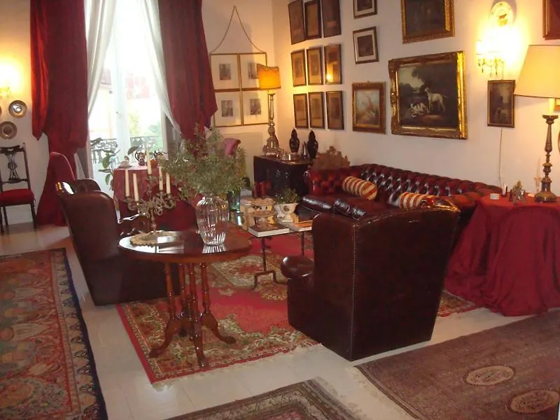 Bed & Breakfast Bed and Breakfast il Palazzo b e b. Lentini Italia