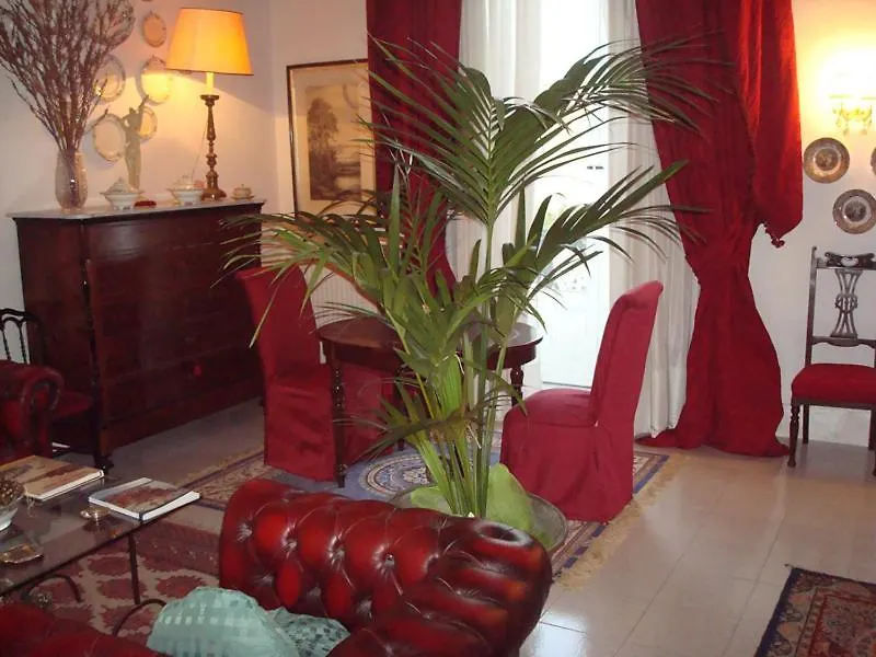 Bed and Breakfast il Palazzo b e b. Lentini